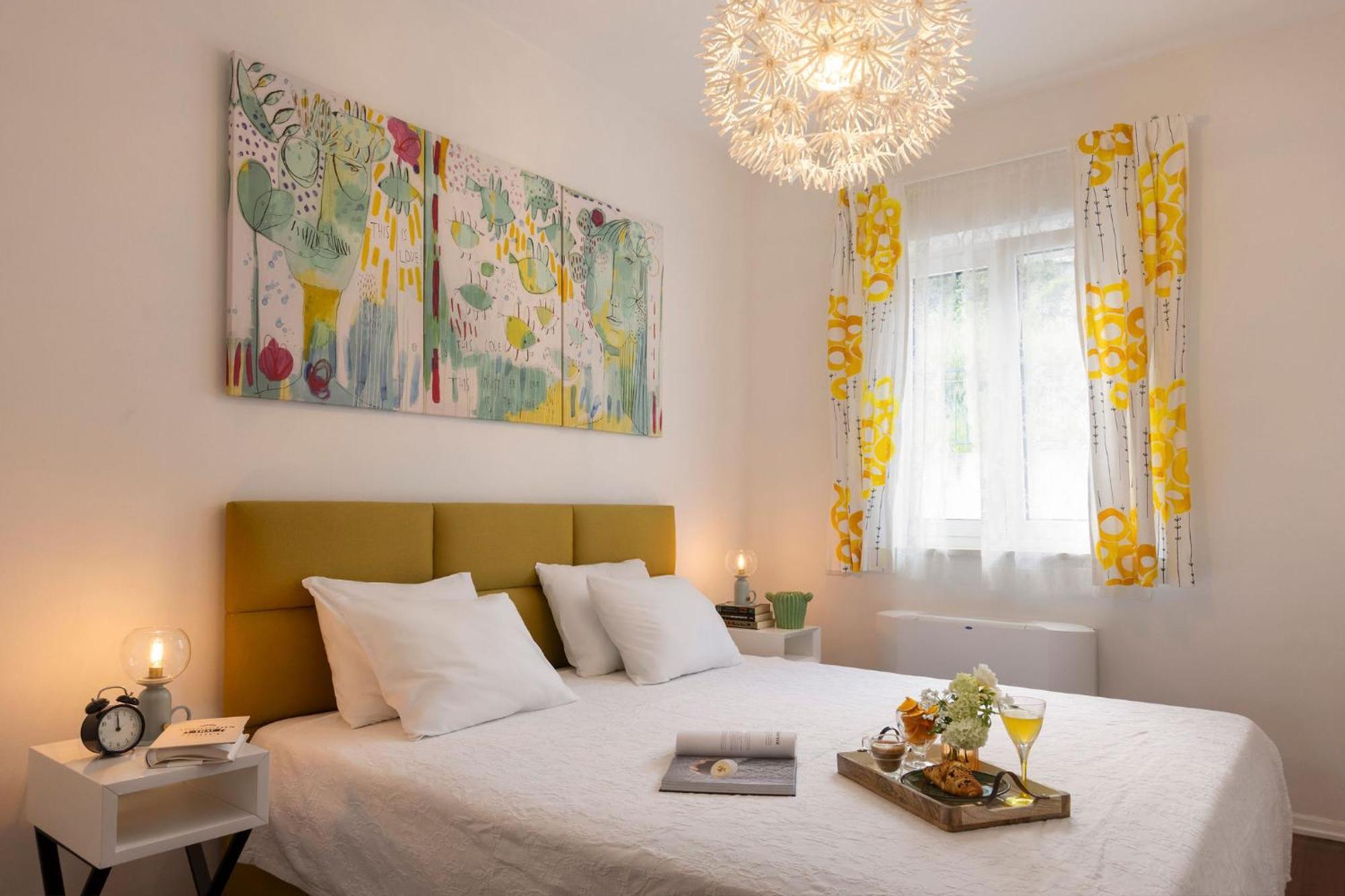 Apartment Deluxe Bellevue 자톤 외부 사진